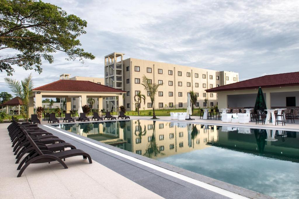 Farmington Hotel Monrovia Liberia conference room and exterior