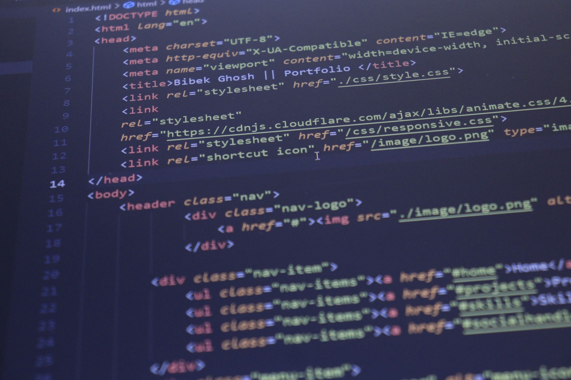 Screaming Frog SEO Spider crawl results showing broken links and redirect chains