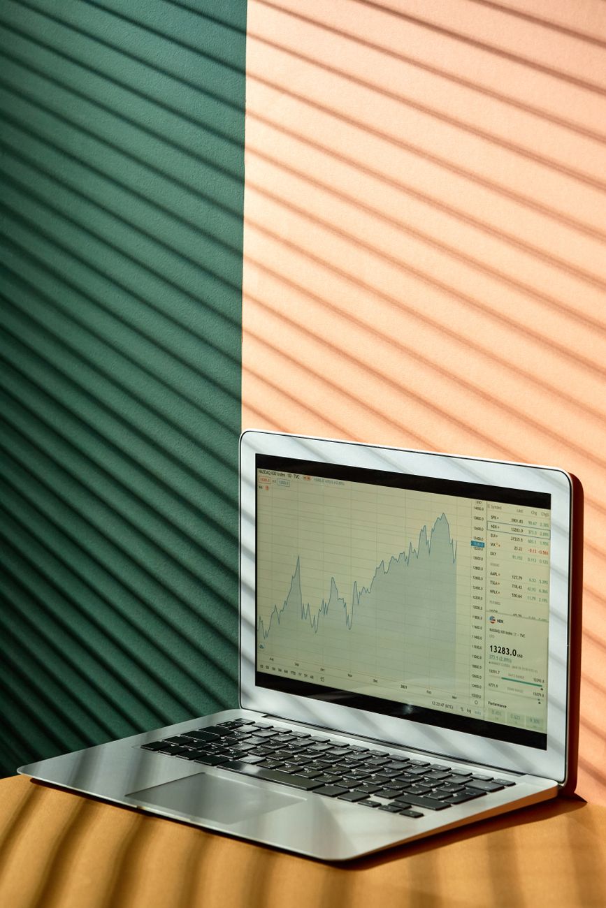 Person using a laptop to run a free SEO analysis tool online