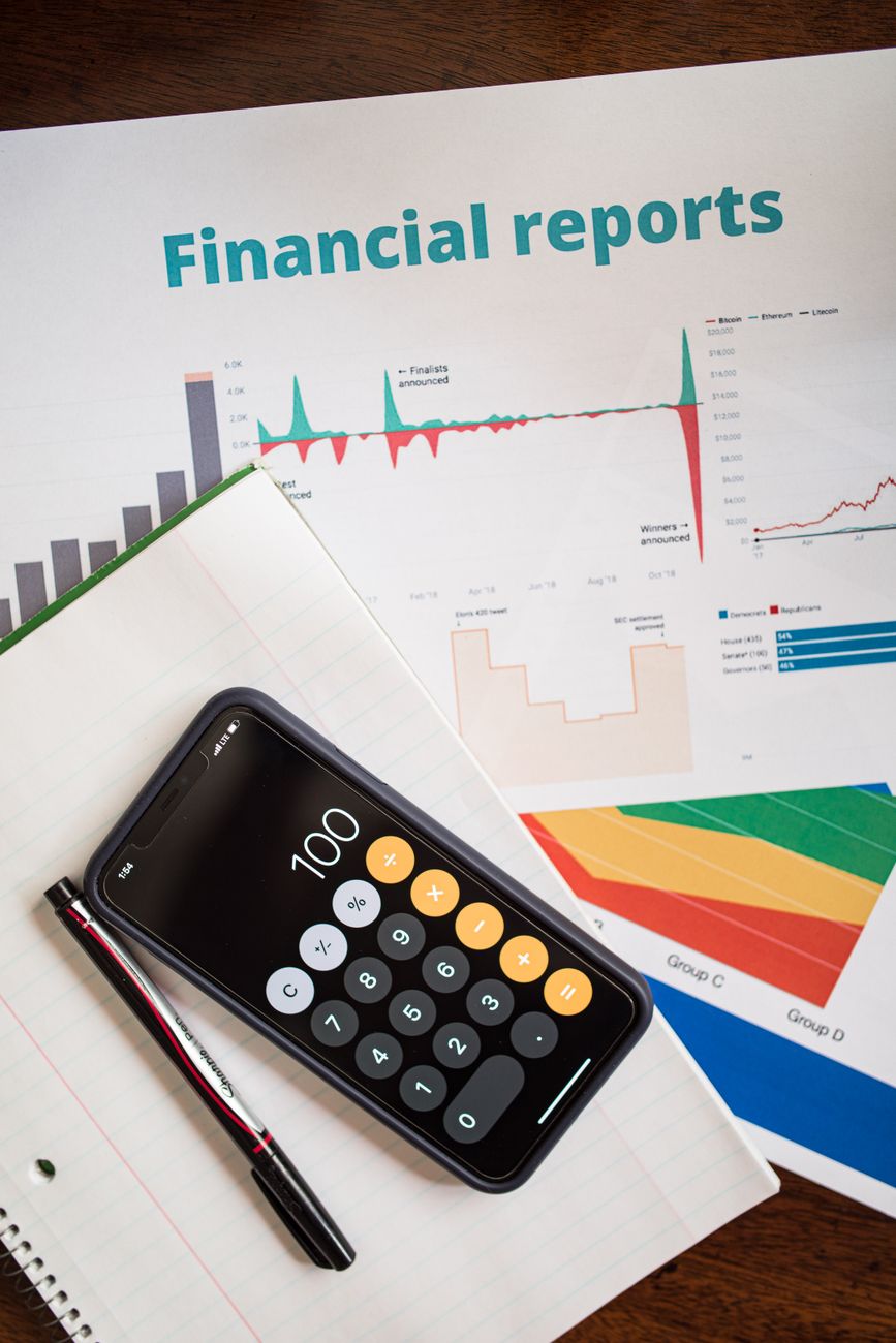 SEO audit score report showing on-page SEO factors and recommendations