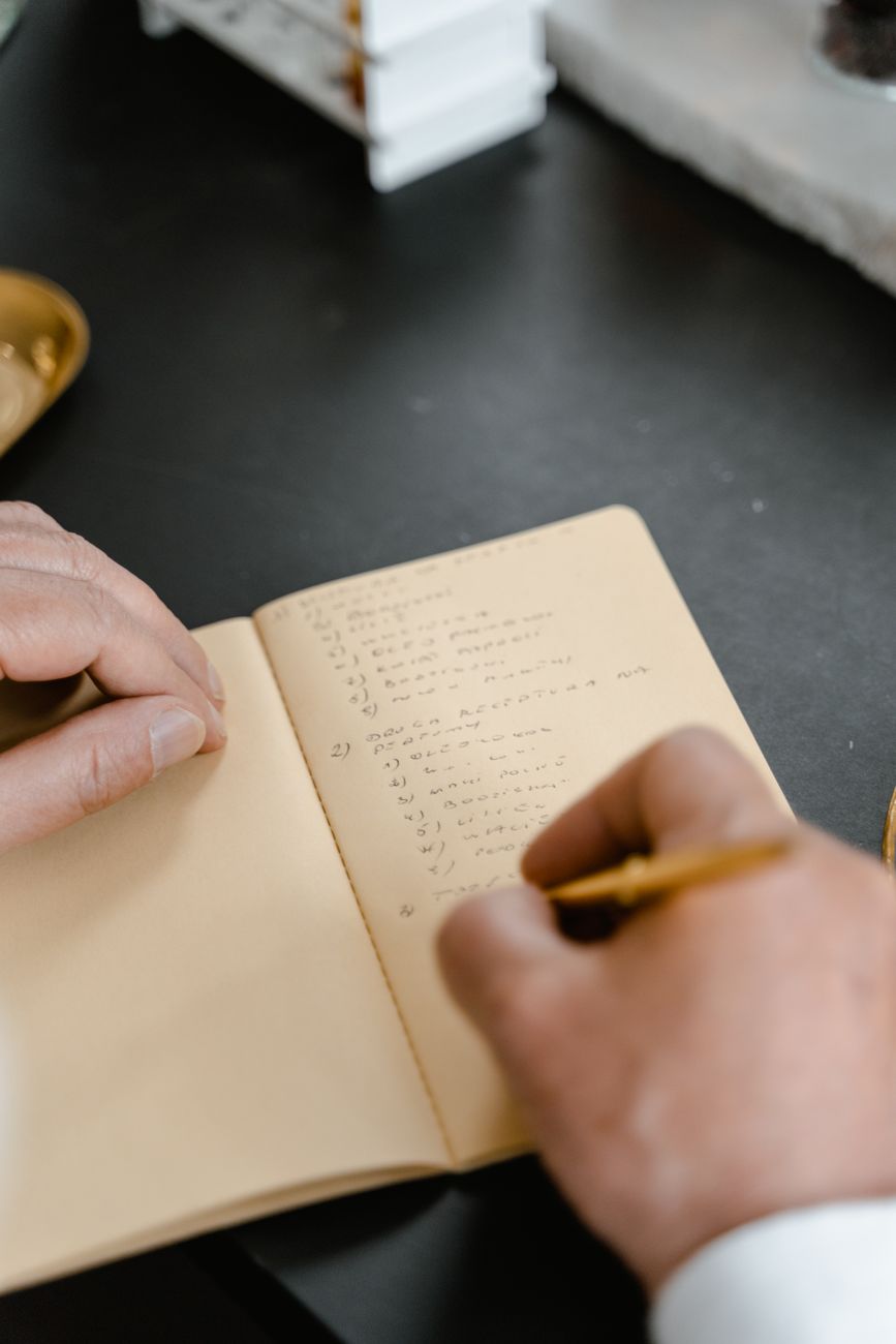 On-page SEO factors checklist with highlighted recommendations