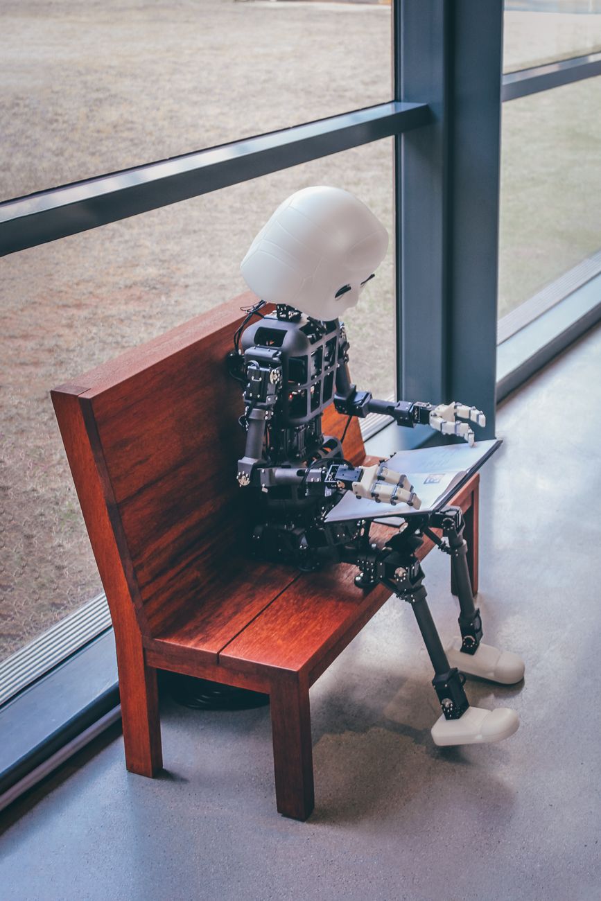 Website Optimization for AI: How to Make Your Site Discoverable to Gemini, ChatGPT, and Siri in 2026