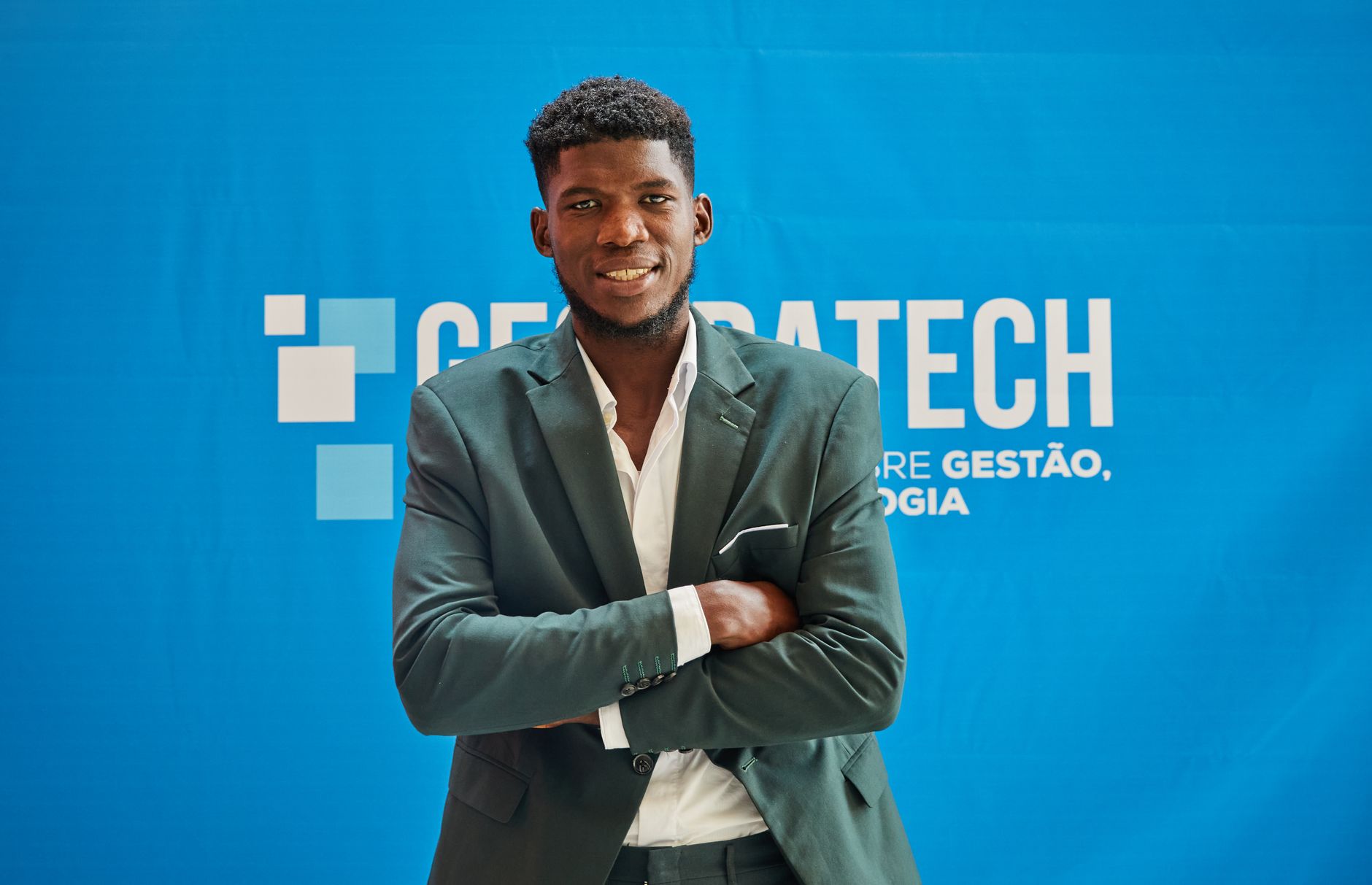 African tech entrepreneur presenting at a digital innovation conference