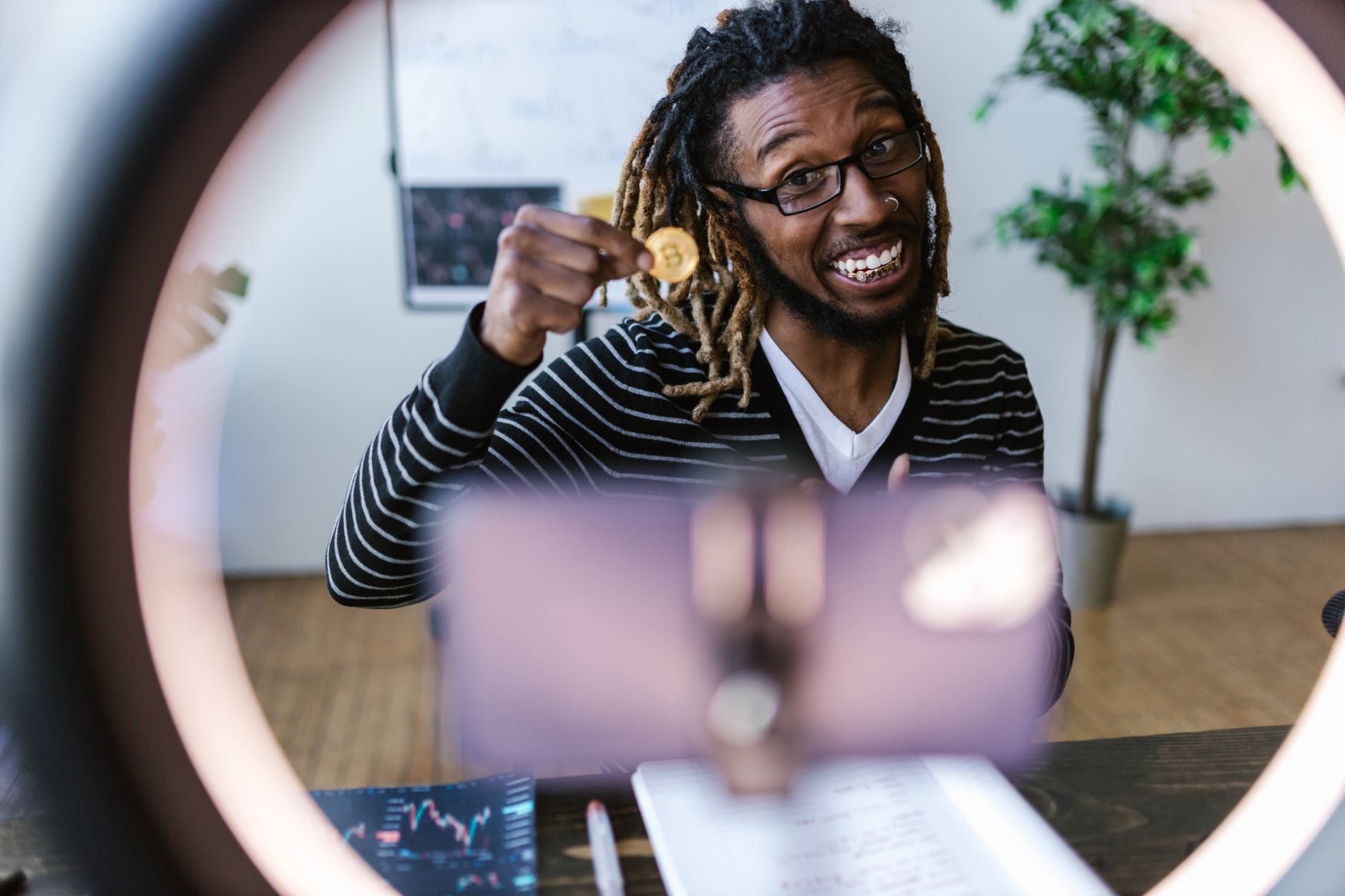 Most Profitable Business in Africa: 12 Digital-First Niches Creators Can Start With a Smartphone